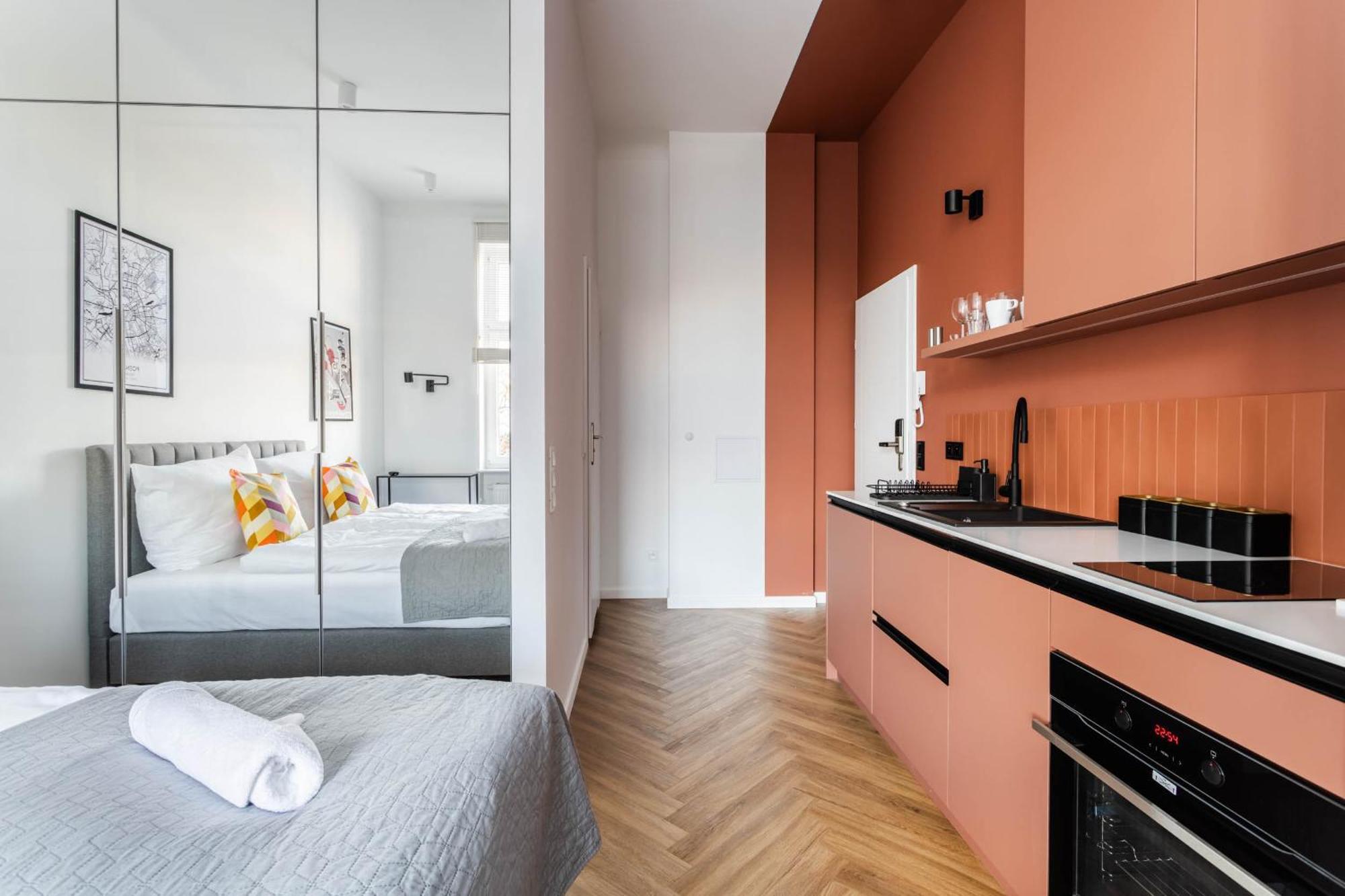 Nowoczesne I Stylowe Studia Very Berry W Poznaniu By Noclegi Renters Exterior photo