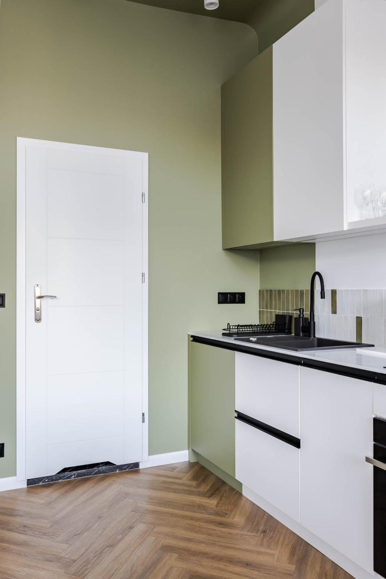 Nowoczesne I Stylowe Studia Very Berry W Poznaniu By Noclegi Renters Exterior photo