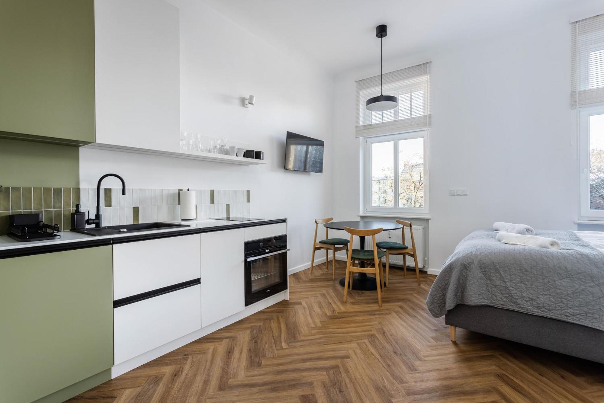 Nowoczesne I Stylowe Studia Very Berry W Poznaniu By Noclegi Renters Exterior photo